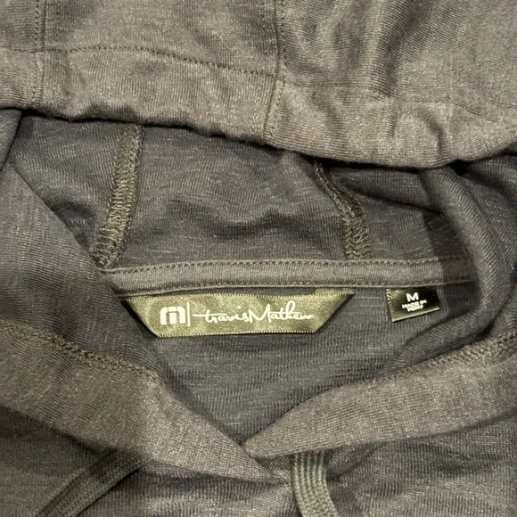 NEW Travis Mathew Navy Hoodie Social Jet Lag Graphic Pullover Size Medium NWOT - Picture 4 of 5